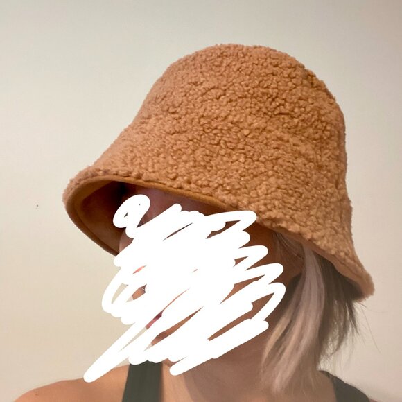 Reversible bucket hat: suede + teddy - Picture 2 of 4